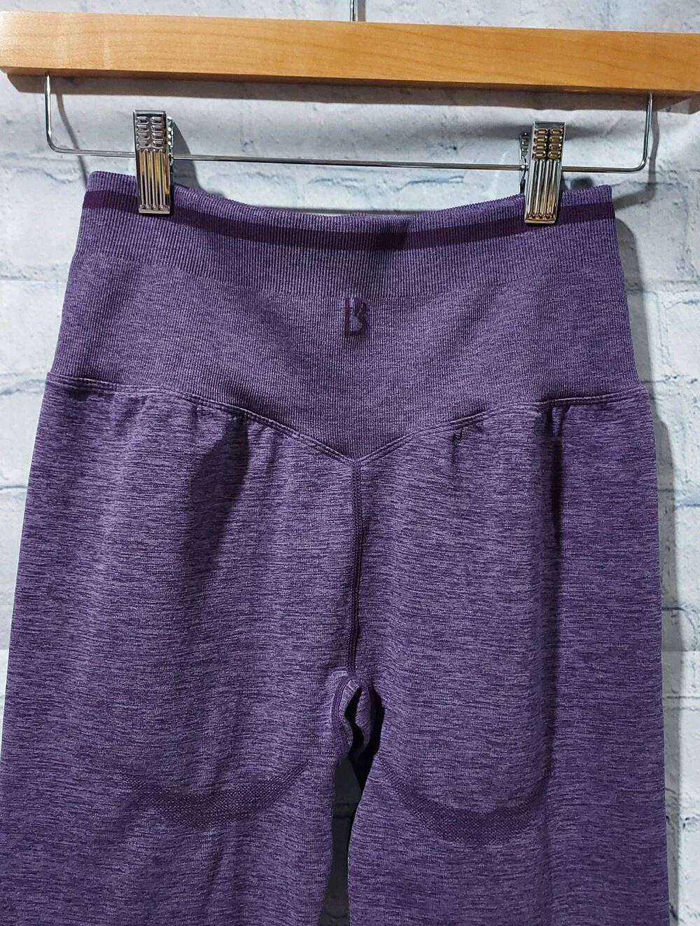 Buff Bunny Collection Women's Medium Purple Leggings Activewear Athleisure